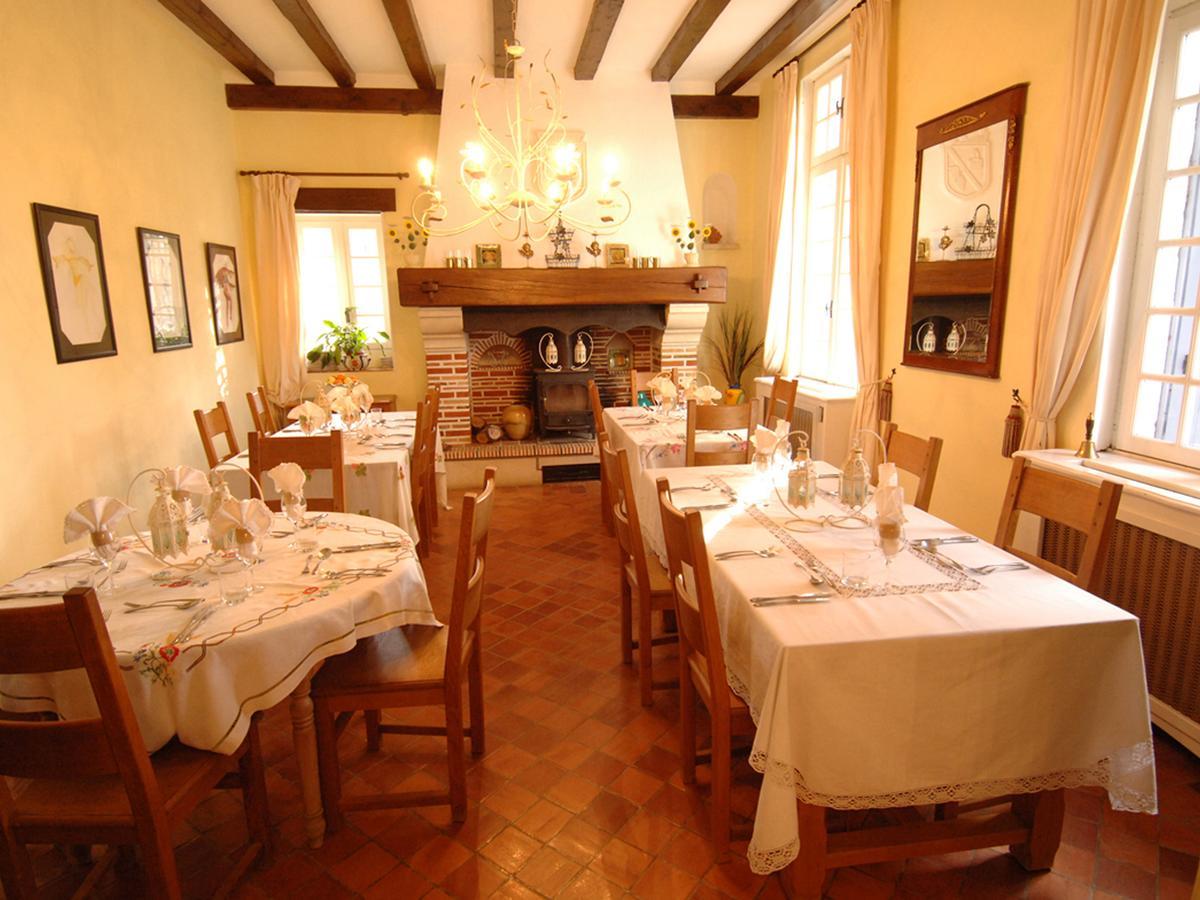 Chateau Du Puits Es Pratx Ginestas Room photo